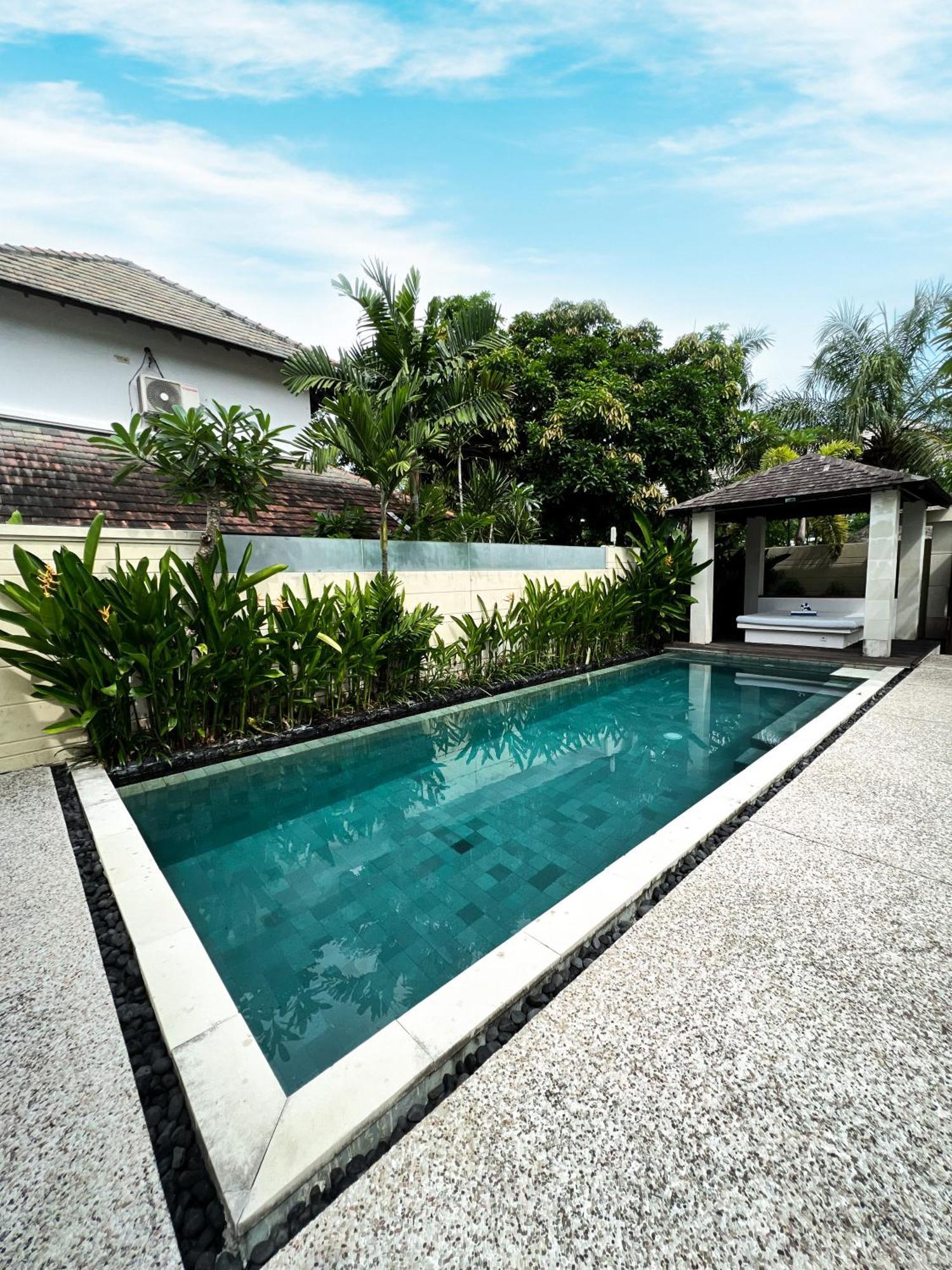 The Wangsa Benoa Hotel Nusa Dua  Bagian luar foto